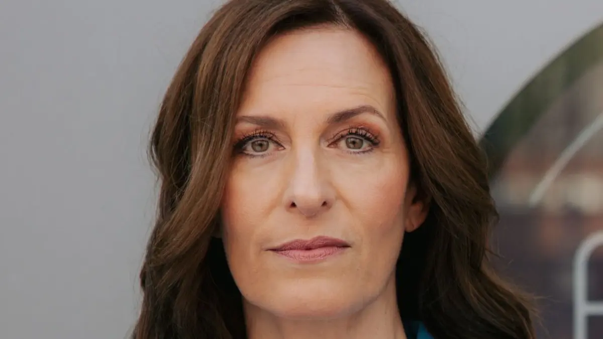 Katrin (Ulrike Frank) hat es bei GZSZ auf John abgesehen.