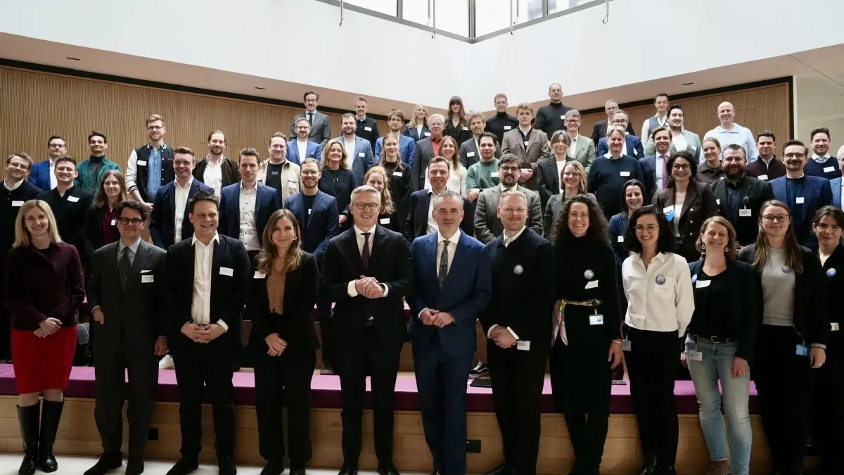 Beim „Kick-off“ in Berlin waren Vertreter der Stadt Metzingen vor Ort. ⇥Foto: Bundesministerium für Digitales und Staatsmodernisierung