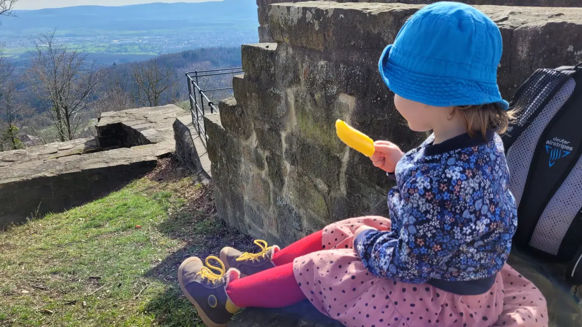 Hohenstaufen Kind Ausflug Frühling Eisessen Familie Göppingen