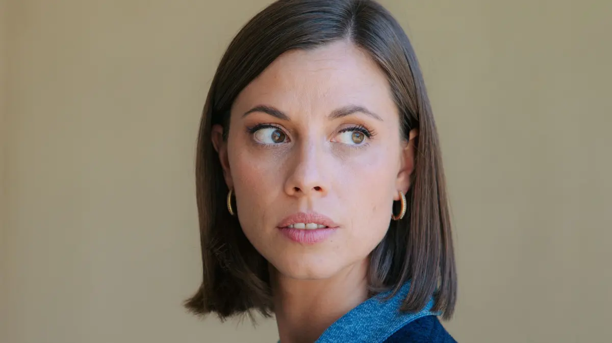 Matilda (Anna-Katharina Fecher) liebt nur einen Mann.