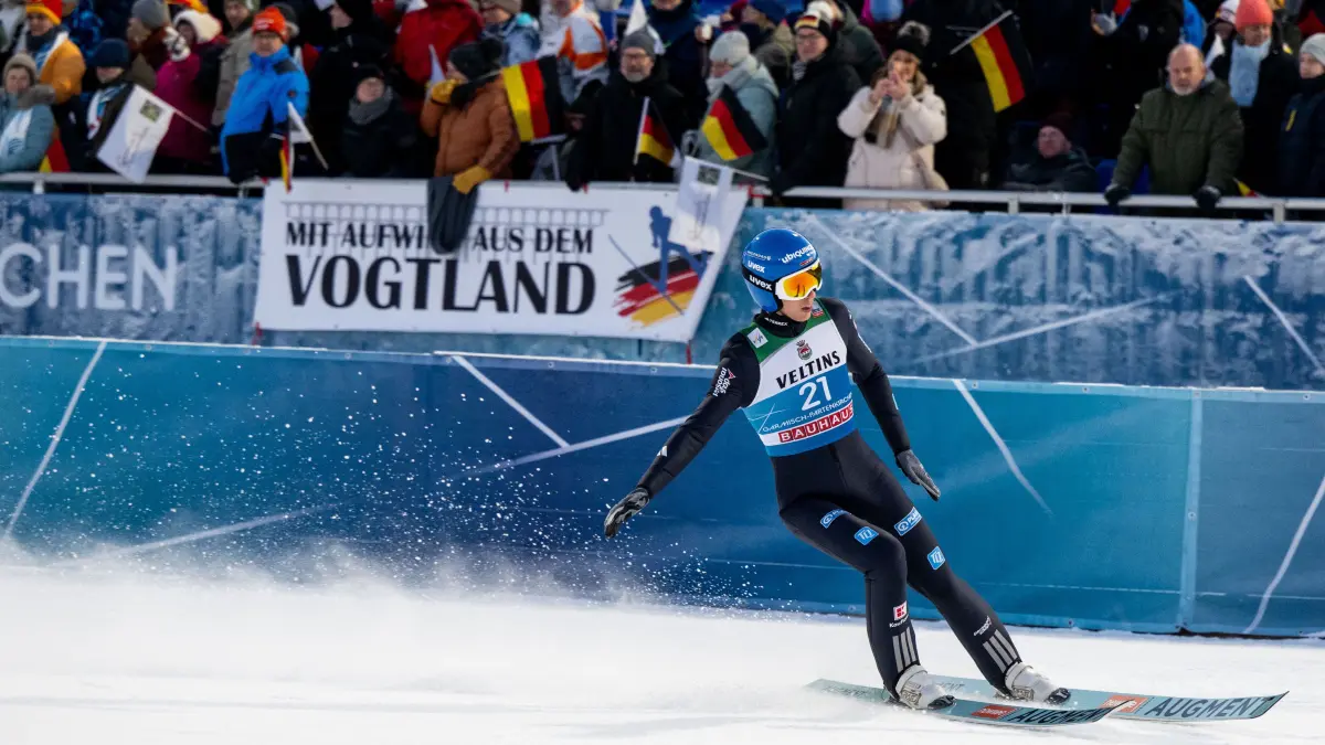 ROTH Luca (Deutschland) im Ziel,
GER, Neujahrsspringen Vierschanzentournee, FIS Viessmsann Skisprung Weltcup Garmisch-Partenkirchen, Qualifikation, Saison 2025/2026, 31.12.2025
Foto: Eibner-Pressefoto/Michael Memmler