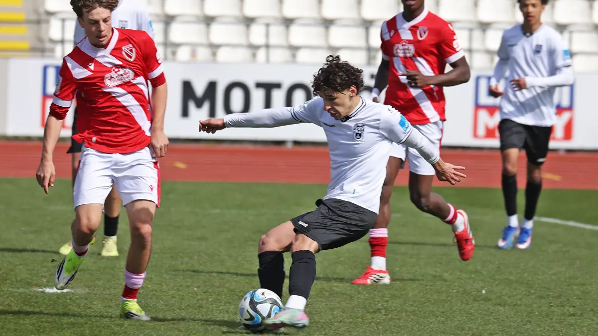 Die U19 des SSV Ulm 1846 Fußball verliert mit 2:3 im Donaustadion gegen den FC Energie Cottbus. Iljas Hadj-Safi