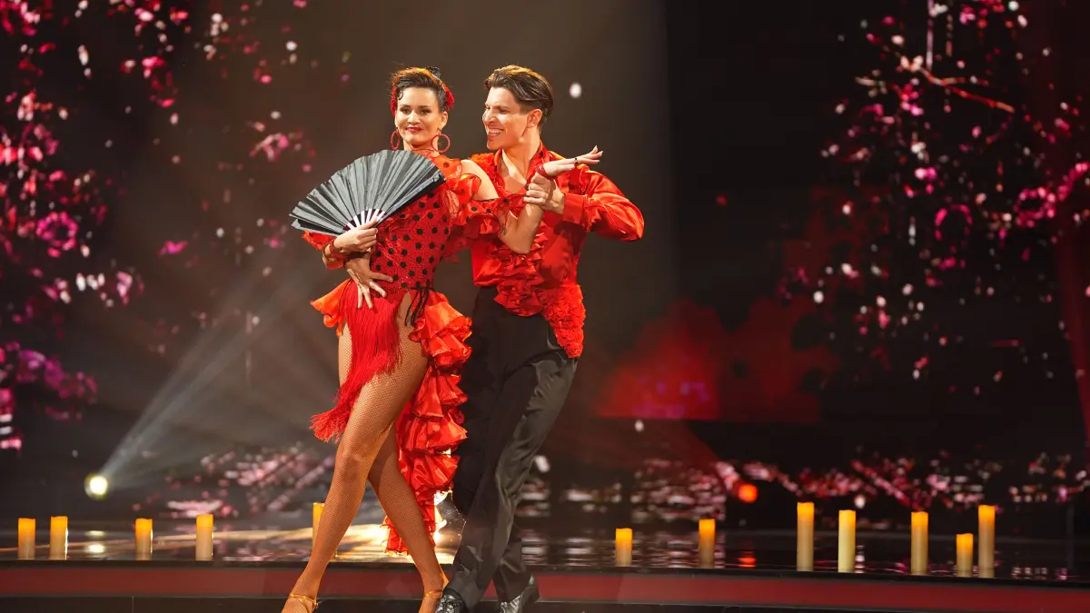 X erhielt die wenigsten Punkte und schied in Show 4 gemeinsam mit Profi Y aus.