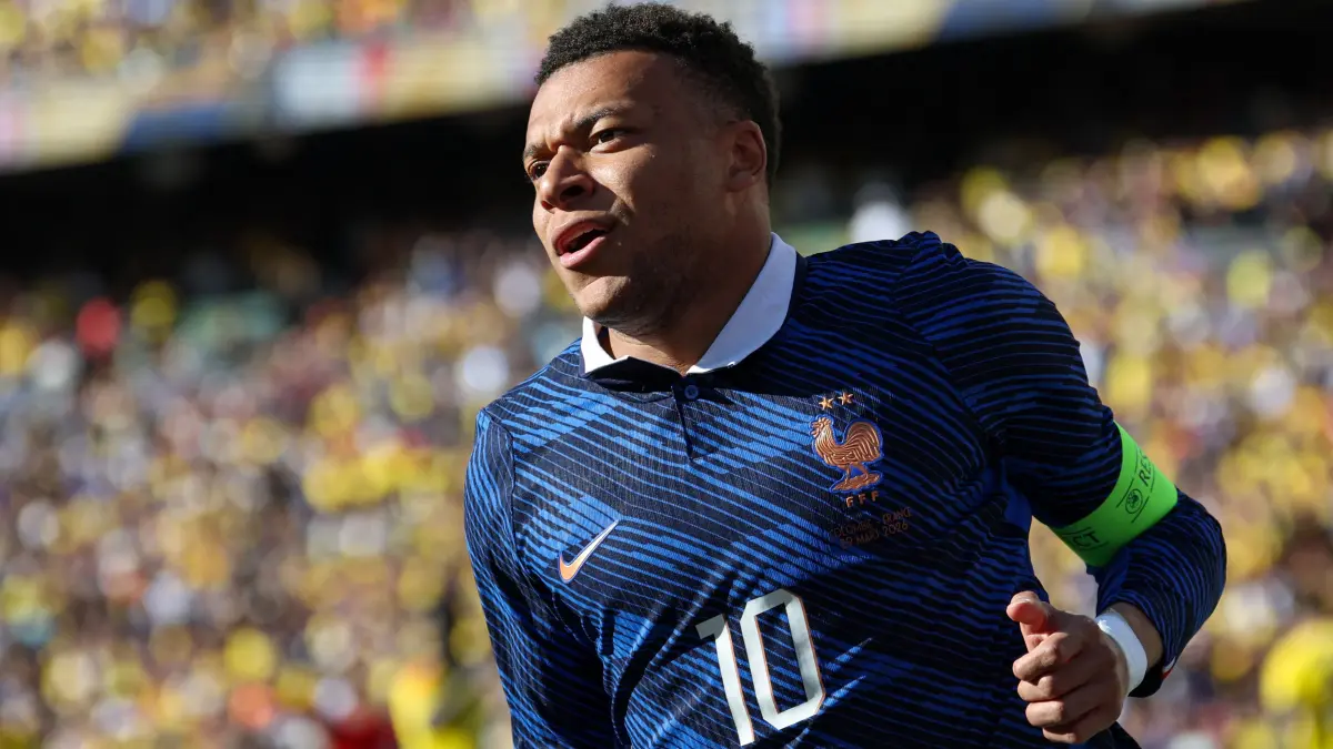 Football : Matches amicaux : Colombie - France: France's forward #10 Kylian Mbappe reacts after his attempt to score a goal that was not allowed for being offside, during a friendly football match between Colombia and France at Northwest Stadium in Landover, Maryland, on March 29, 2026. (Photo by FRANCK FIFE / AFP)