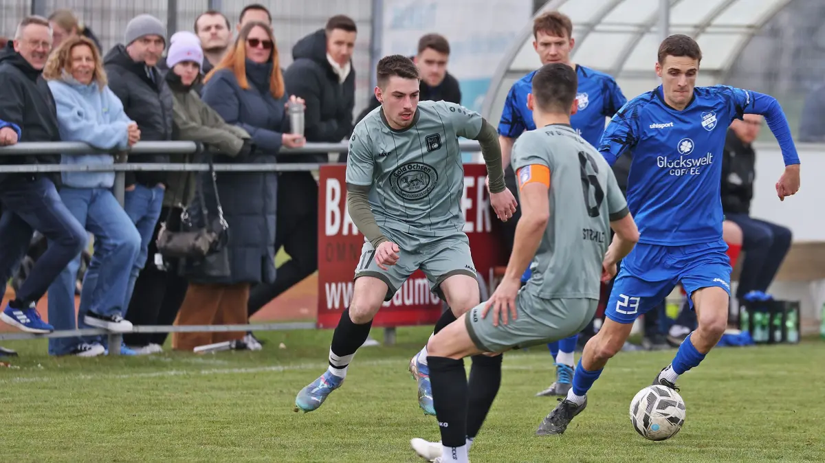 Fußball-Landesliga SSG Ulm gegen Olympia Laupheim