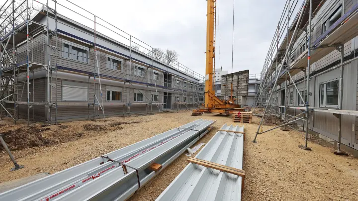 Wohn-Container sind bald fertig