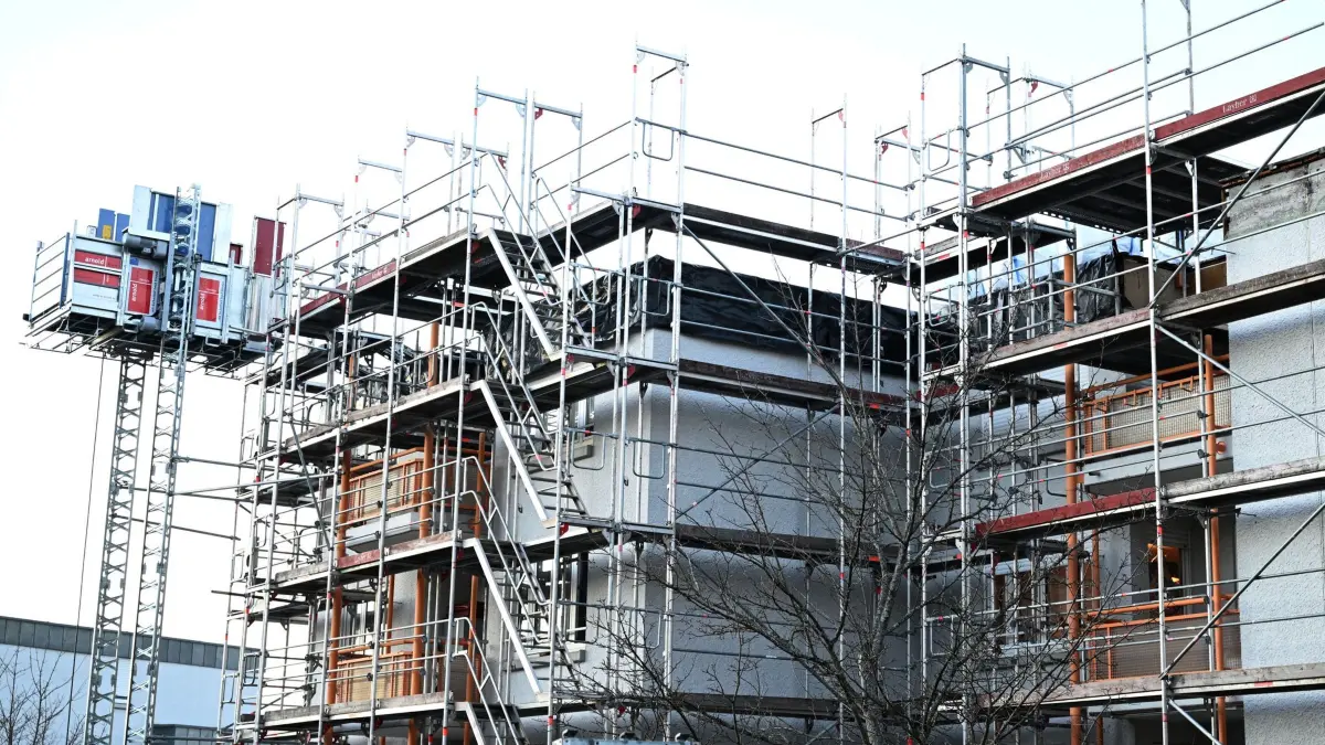 Wohnungsbau: ARCHIV - 05.11.2025, Baden-Württemberg, Stuttgart: Wohnungen werden in einem Stadtteil von Stuttgart gebaut. (zu dpa: «Mehr Sozialwohnungen in Baden-Württemberg gefördert») Foto: Bernd Weißbrod/dpa +++ dpa-Bildfunk +++