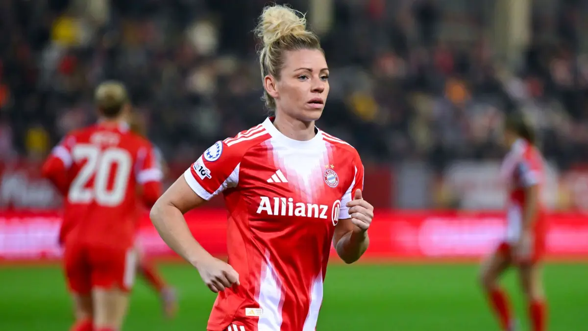 FC Bayern München Logo am Stadion