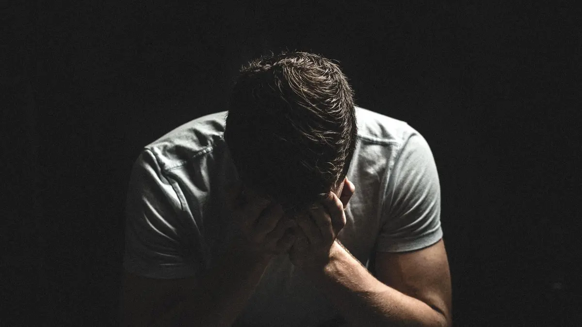 Unfreiwillig allein: Etwa zwei bis sechs Prozent der Erwachsenen in Deutschland hatten noch nie Sex beziehungsweise eine Liebesbeziehung. (Symbolfoto)