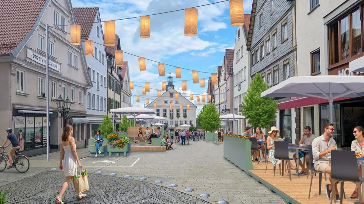 Ein herrlicher Himmel, zwischen den Gebäuden ist es oben bunt und unten tummeln sich lauter Menschen: Am Computer lässt sich die erhoffte neue Hechinger Marktplatzwelt trefflich ausmalen.