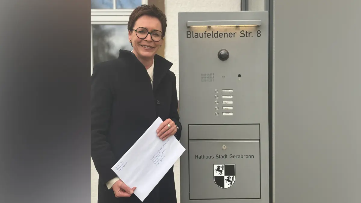 Carmen Class hat ihre Bewerbungsunterlagen in Gerabronn eingeworfen.