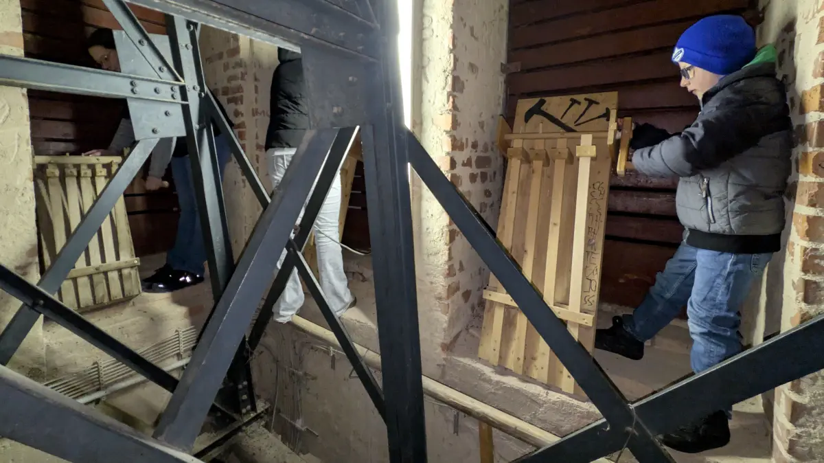 In Boll haben das Rätschen am Karfreitag die Ministranten übernommen.