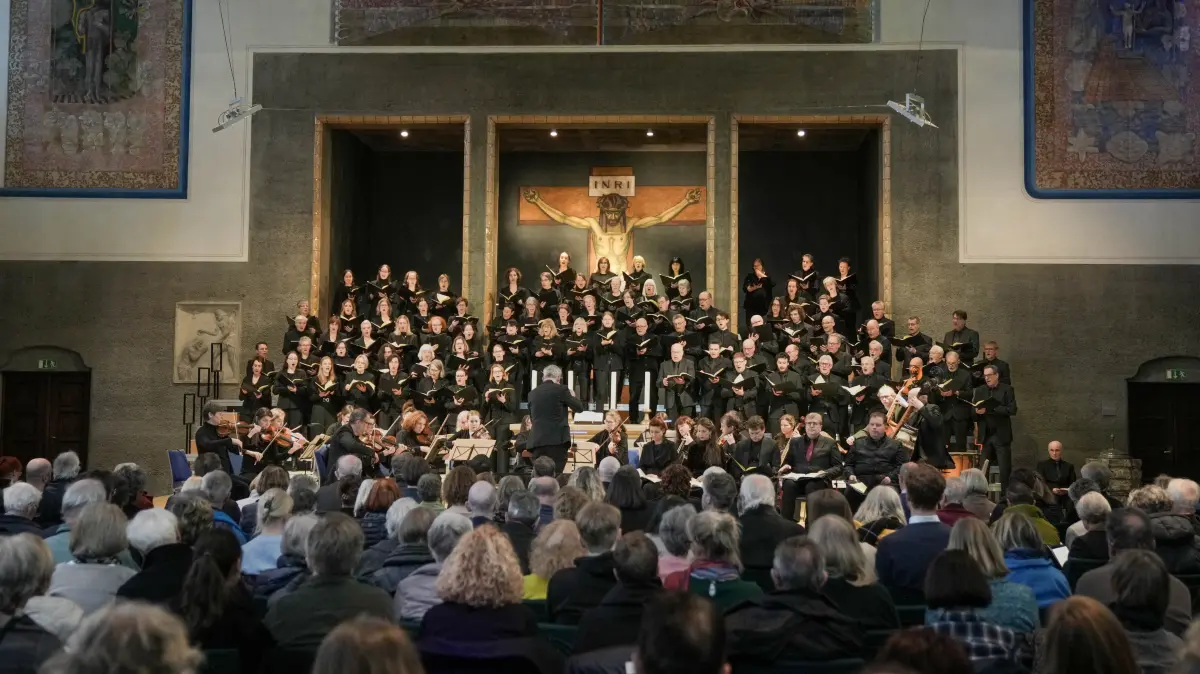 Im Zeichen des Gekreuzigten: Carl Loewes "Das Sühneopfer des neuen Bundes in der Ulmer Pauluskirche.
