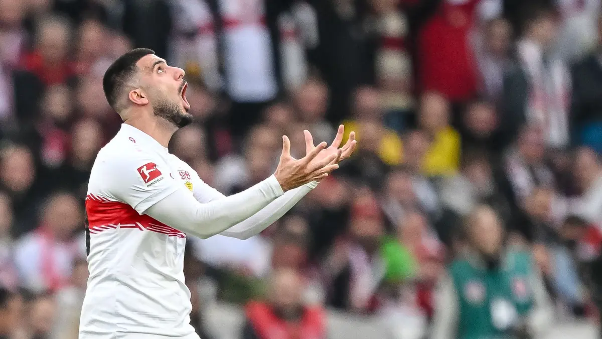 VfB Stuttgart - Borussia Dortmund: 04.04.2026, Baden-Württemberg, Stuttgart: Fußball, Männer: Bundesliga, VfB Stuttgart - Borussia Dortmund, 28. Spieltag, MHPArena. Deniz Undav (VfB Stuttgart) reagiert im Spiel. (zu dpa: «Ohne Groll: So reagiert Undav auf die Nagelsmann-Kritik») Foto: Harry Langer/dpa - WICHTIGER HINWEIS: Gemäß den Vorgaben der DFL Deutsche Fußball Liga bzw. des DFB Deutscher Fußball-Bund ist es untersagt, in dem Stadion und/oder vom Spiel angefertigte Fotoaufnahmen in Form von Sequenzbildern und/oder videoähnlichen Fotostrecken zu verwerten bzw. verwerten zu lassen. +++ dpa-Bildfunk +++