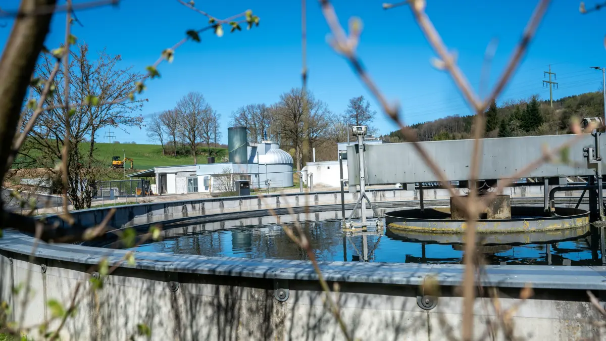 Kläranlage des Zweckverbands Marbach- und Krettenbachtal vor umfangreichen Erneuerungsmaßnahmen.
