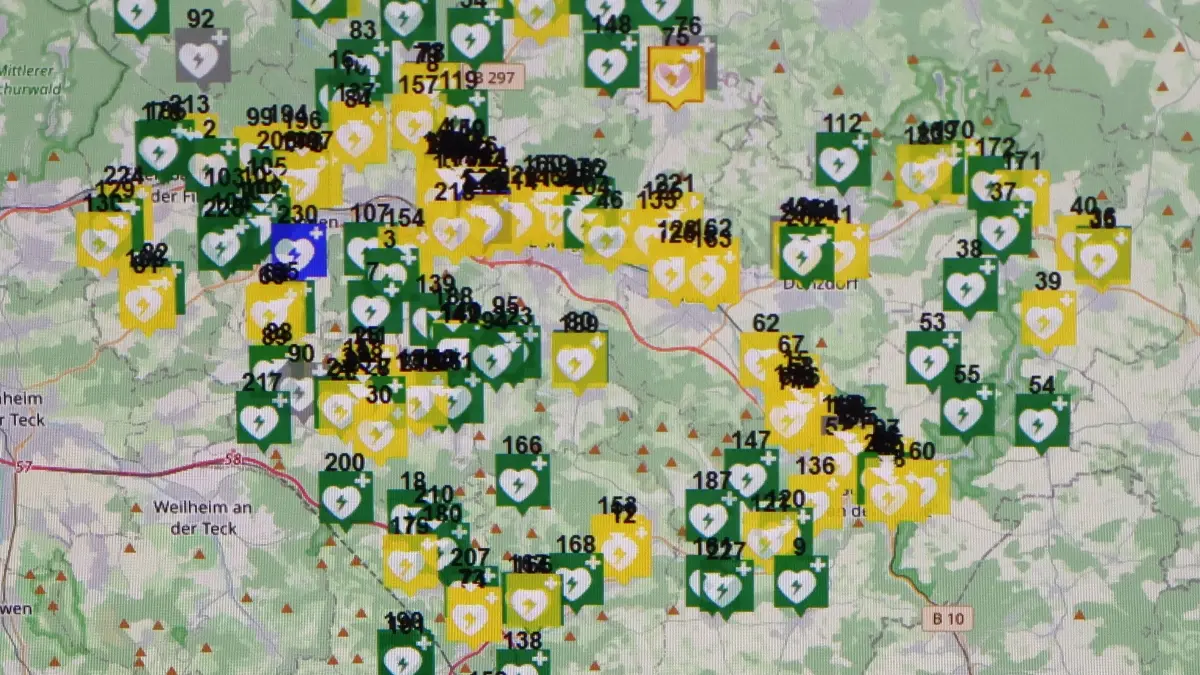 Die DEFI-Map zeigt, wo es im Landkreis Göppingen Defibrillatoren gibt. Im Notfall können sie Leben retten.