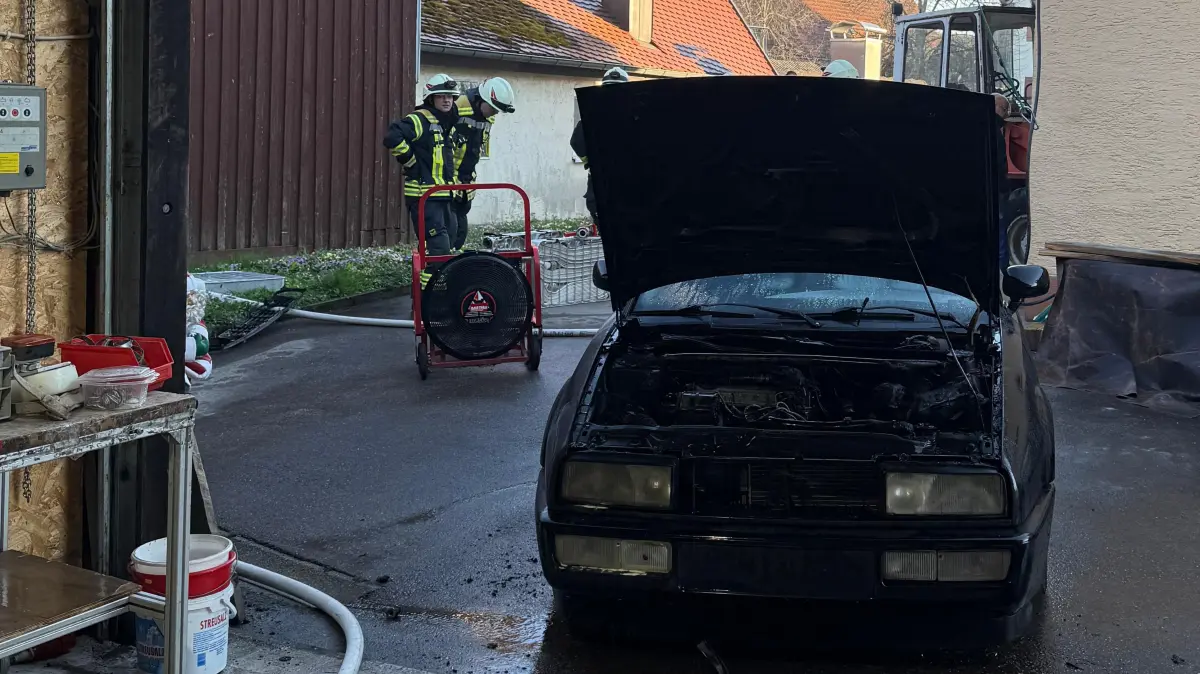 Dieses Auto geriet am 7. April in Gschwend in Brand.
