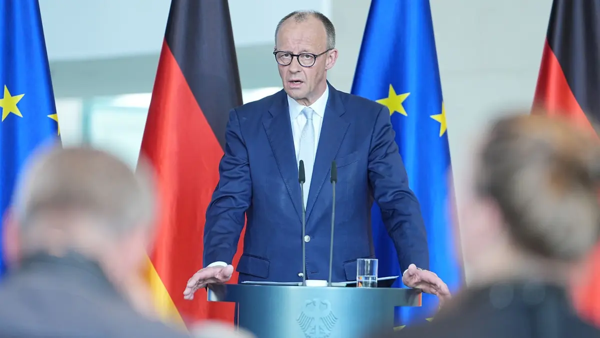 Friedrich Merz bei einer Pressekonferenz am Donnerstag. Es ging um den Iran-Krieg, das Verhältnis zu den USA – und um die Spritpreise in Deutschland.