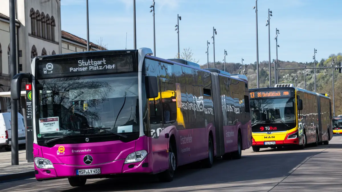 Tübus, Stadtwerke Tübingen, Bus, Öffentlicher Nahverkehr, Haltestelle, Europaplatz, ZOB, Hauptbahnhof, Schienenersatzverkehr (SEV) nach Stuttgart, Baustelle, Deutsche Bahn
