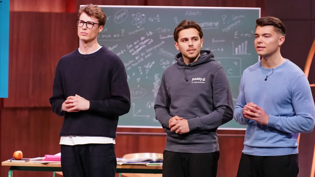 Lukas Portmann, Tobias Schröder und Matty Frommann präsentieren mit paddy eine digitale Plattform für KI-gestützten Unterricht. Sie erhoffen sich ein Investment von 350.000 Euro für 10 Prozent der Firmenanteile.