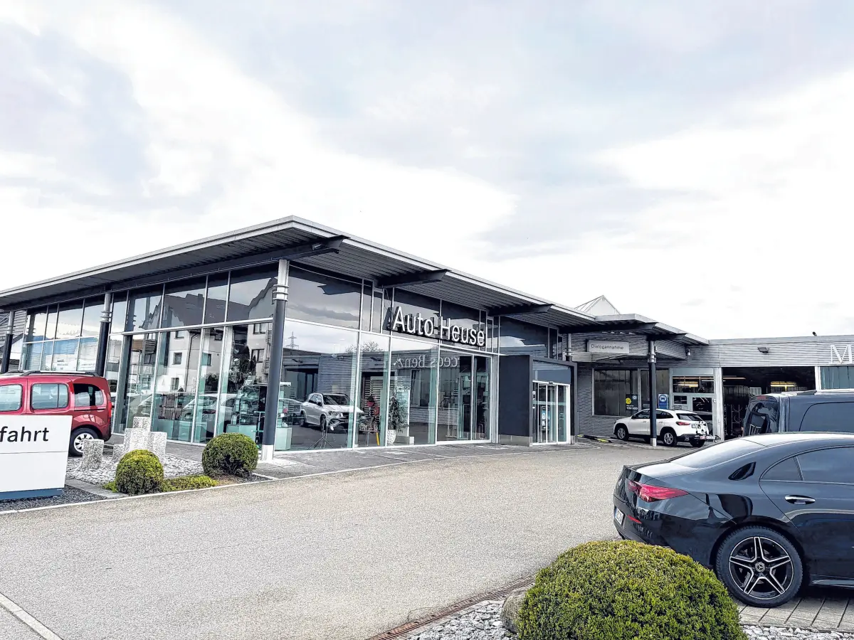 80 Jahre Autohaus Heusel in MetzingenNamen folgenFoto: Unternehmen⇥Honorarfrei