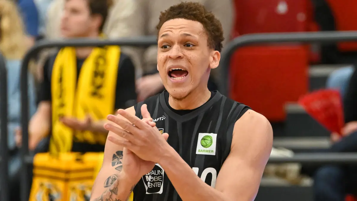 Artland Dragons vs. Tigers Tuebingen, 2. Basketball-Bundesliga, Pro A, 31. Spieltag, Saison 2025/2026, 11.04.2026: Isaiah Sanders (Tigers Tuebingen, #10)
Artland Dragons vs. Tigers Tuebingen, 2. Basketball-Bundesliga, Pro A, 31. Spieltag, Saison 2025/2026, 11.04.2026, Foto: Eibner-Pressefoto/Robert Gertzen