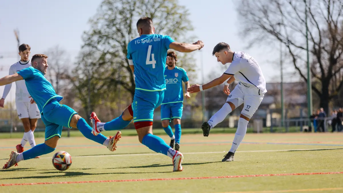 Fußball, Landesliga: Das waren die Spiele am Wochenende, Fotoauftrag TSV Neu-Ulm gegen Srbija Ulm am Muthenhölzle