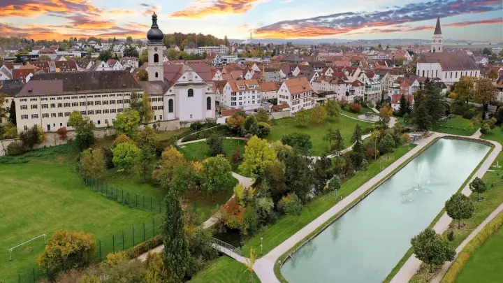 „Ulmer City Entdecker-Tour“ holt Menschen in Ehingen ab – zum Shoppen in Ulm
