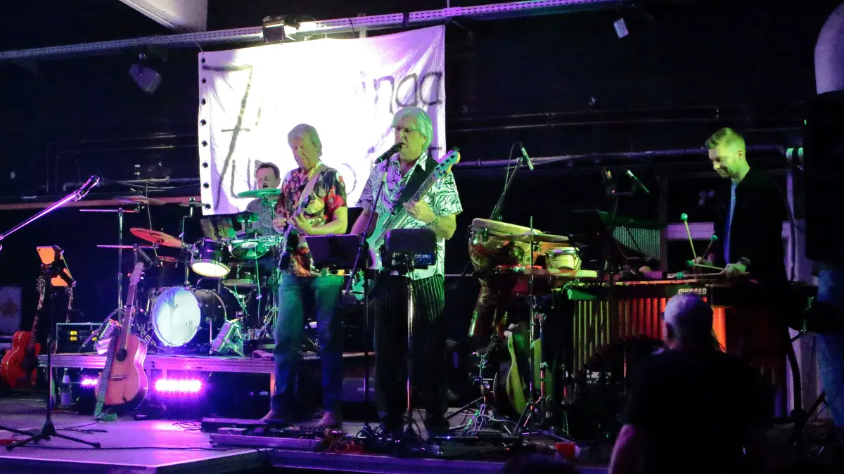 "7Up Massinga Project" in der Bogenhalle Mössingen 2025