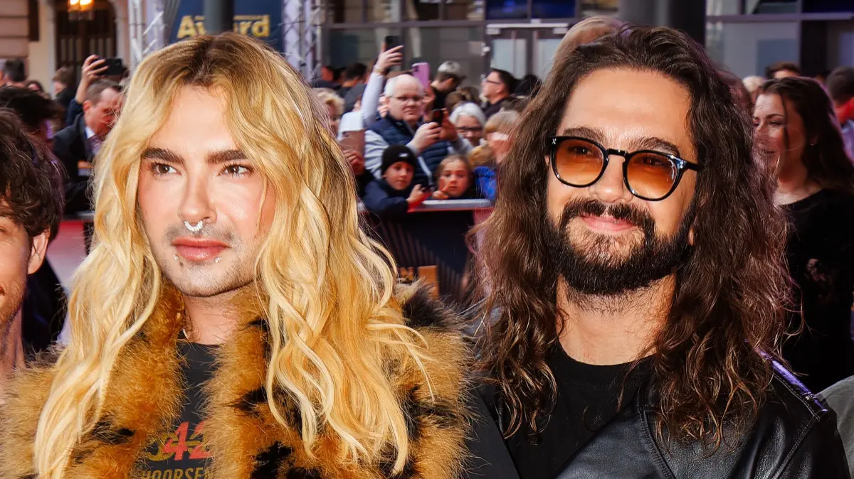Bill (l.) und Tom Kaulitz kommen als Wachsfiguren zu Madame Tussauds in Berlin.