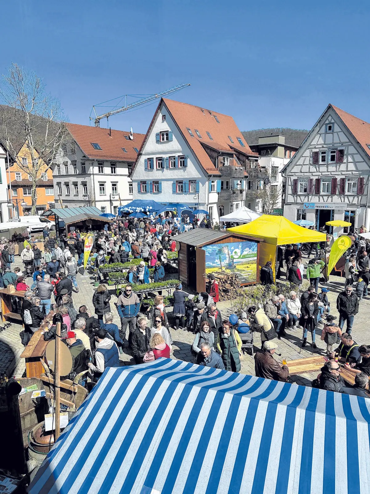 Marktplatz⇥Gemeinde Dettingen an der Erms