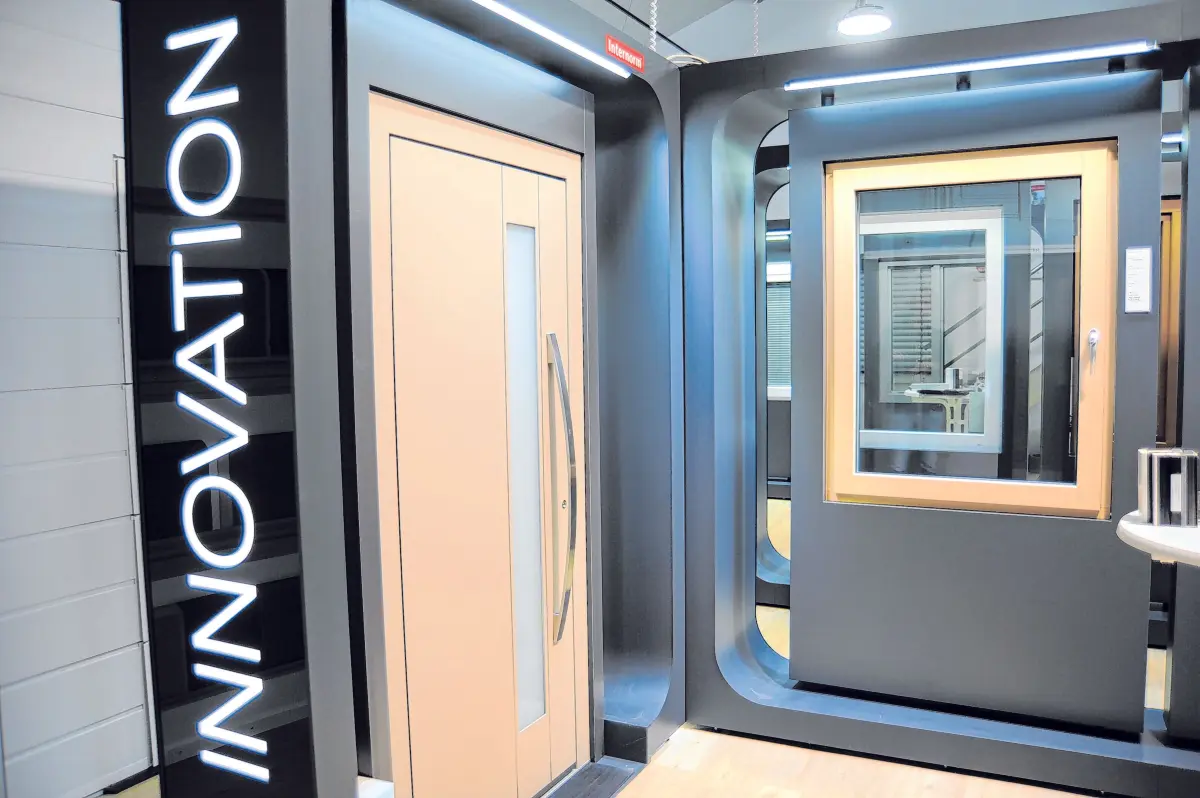 Innovatives für Fenster und Türen: Beim Erka-Schauwochenende kann man sich informieren und von Geschäftsführer Joachim Lutteri beraten lassen.