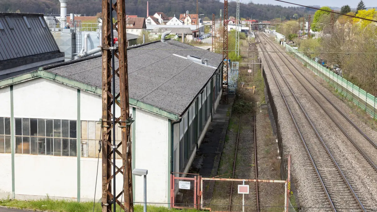 Uhingen Gelände Allgaier Radweg Radschnellweg ?