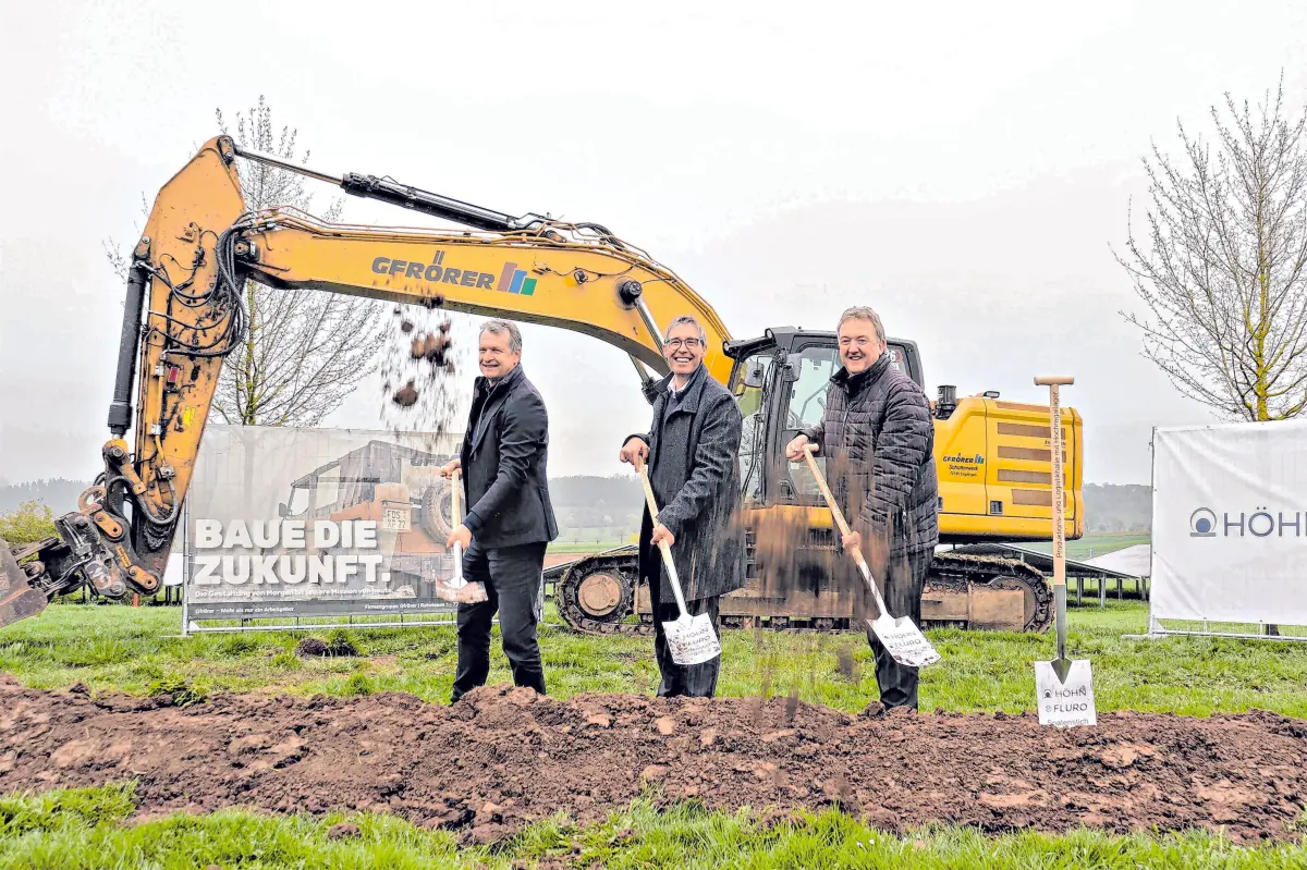 Spatenstich Höhn und Fluro Rosenfeld⇥Honorarfrei