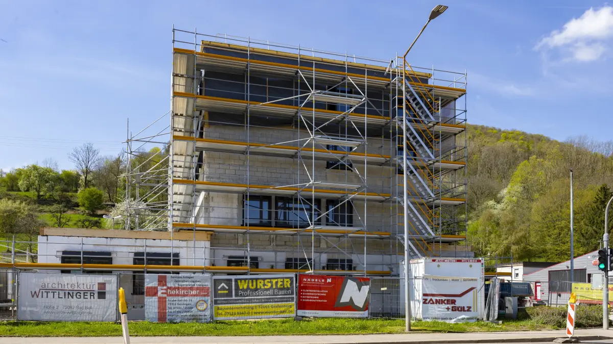 Kuchen - Neubau Gesundheitszentrum auf dem ehemaligen Filba-Areal