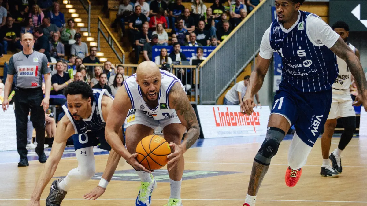 Kapitän Maurice Stuckey gewinnt mit den Merlins deutlich das Heimspiel gegen den VfL Bochum.