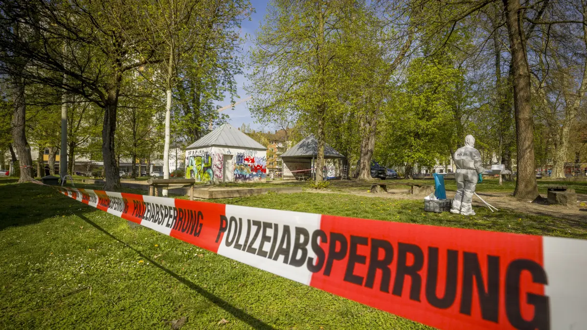Karlsplatz - Polizei Spurensuche
