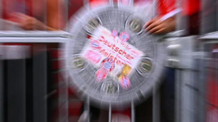 Massenschlägerei vor Sonntagsspiel – Verletzte und Festnahmen