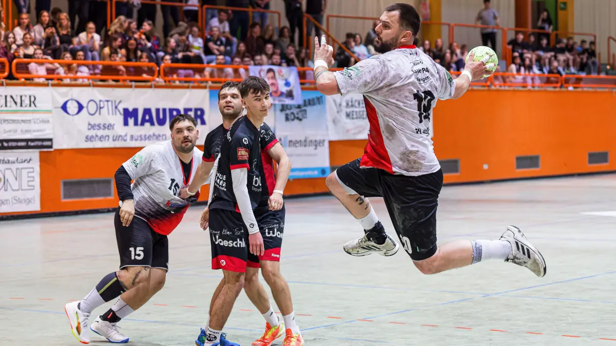 Handball Landesliga: Handball Landesliga; TV Altenstadt - TV Weingarten Handball;
Tarkan Girgin (TV Altenstadt, #10);
18.04.2026; Michelberghalle; Geislingen.
Foto: Thomas Madel