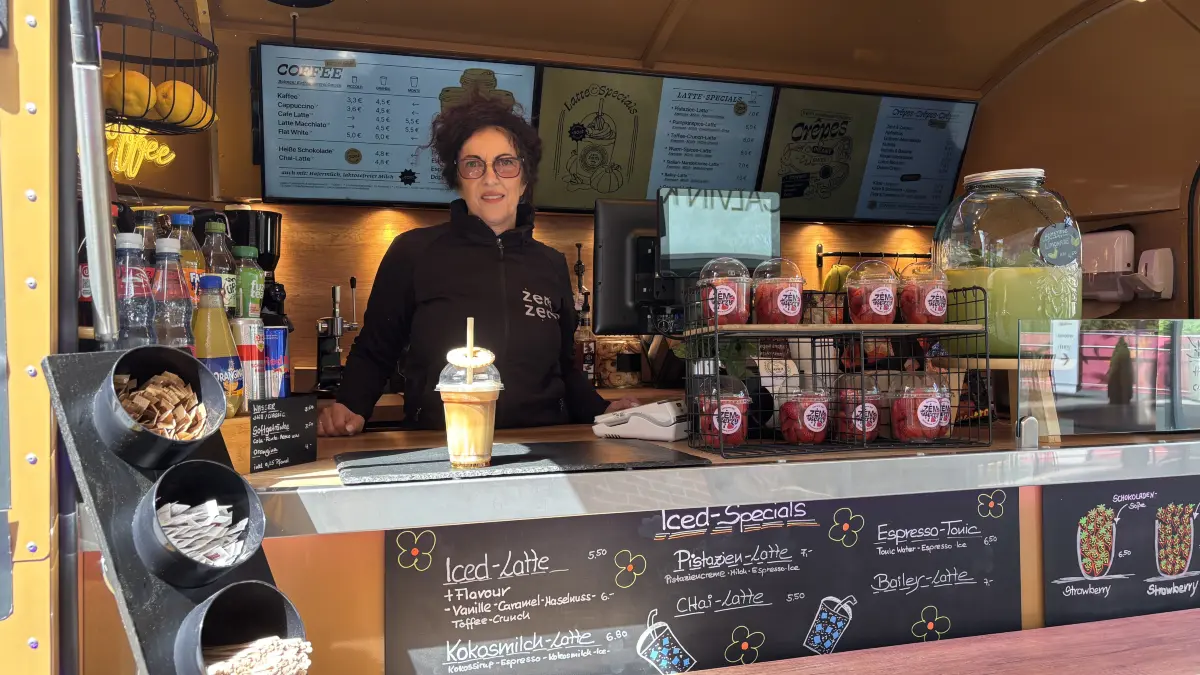 Im Coffeetruck Zem Zem gibt es allerlei Besonderheiten: von Iced Latte bis Crêpes und Frozen Joghurt.