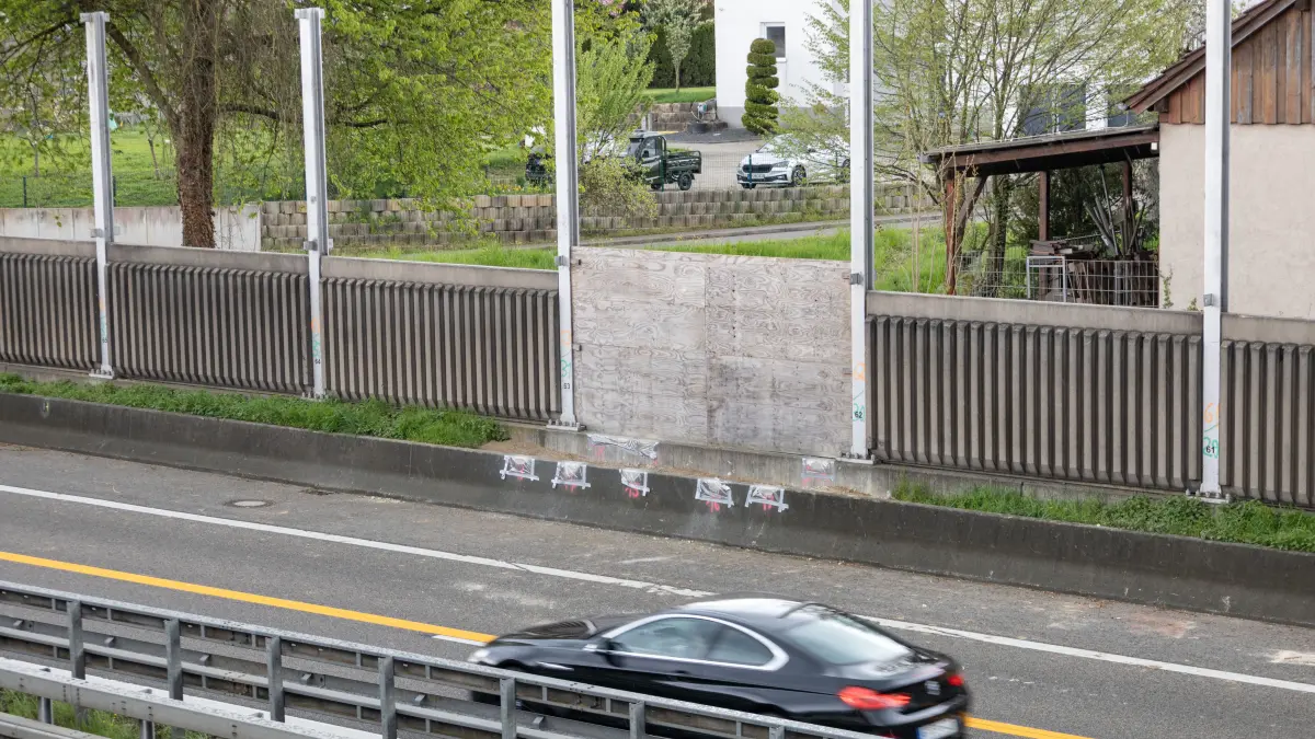 Ebersbach Lärmschutzwand wird nach Hochwasser saniert