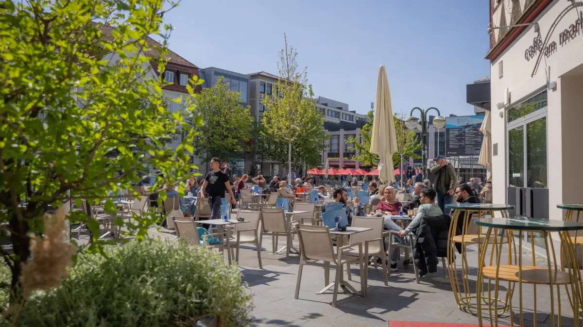 Reutlingen Marktplatz Nua Fernwärme Sanierung Leitungen Gastronomie Innenstadt Altstadt