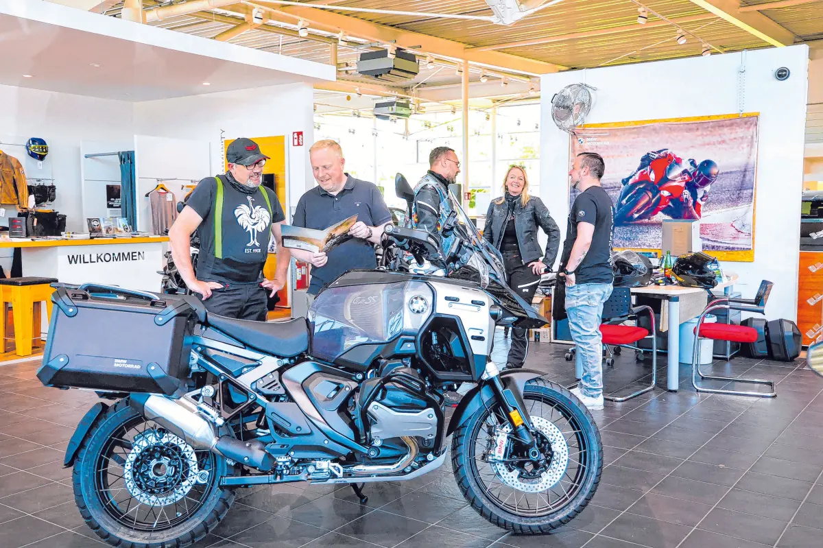 Benzingespräche bei Mulfinger Motorrad.