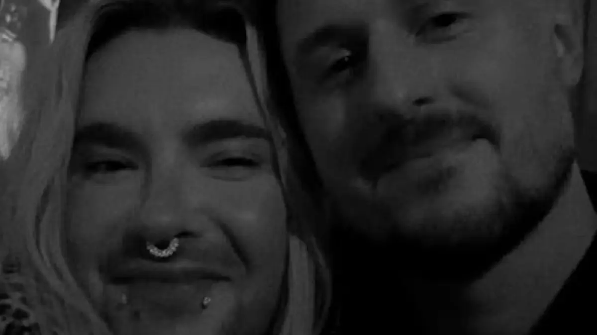 Bill Kaulitz (l.) und Jannik Kontalis verbrachten einen gemeinsamen Abend in Berlin.