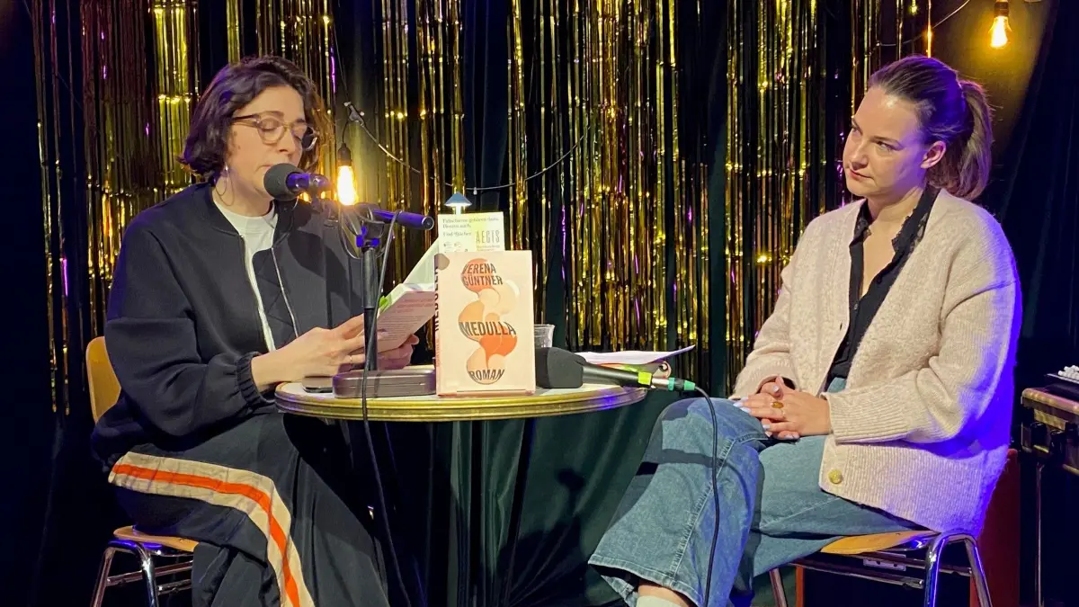 Die Autorin Verena Güntner spricht mit Franziska Pentz vom Aegis über ihren neuen Roman "Medulla".