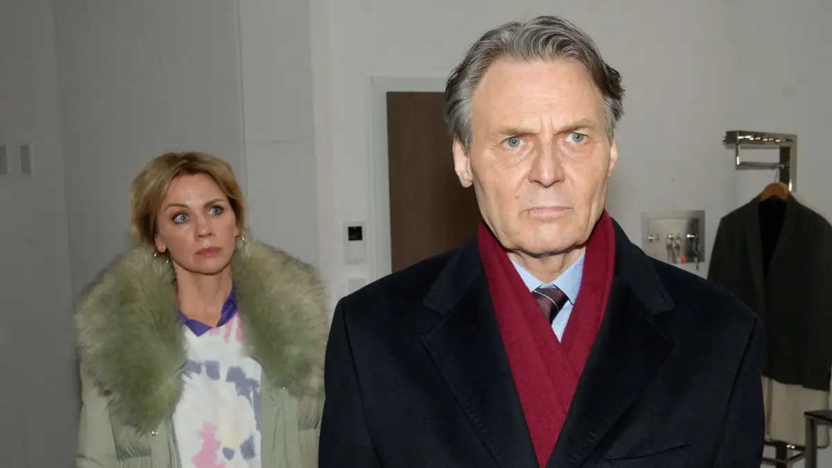 Die Polizei verdächtigt Jo Gerner. Steckt in Wahrheit Yvonne hinter dem Mord?