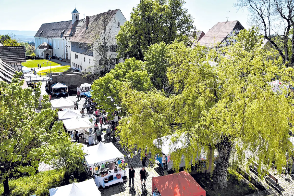 Das Klosterfest auf dem Kirchberg ist am 1. Mai traditionell ein Ausflugsziel für die ganze Familie.⇥Fotos: Kloster Kirchberg