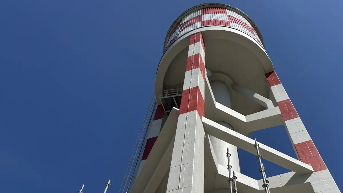 Die Sanierung des Baudenkmals ist mit Verzögerung abgeschlossen.