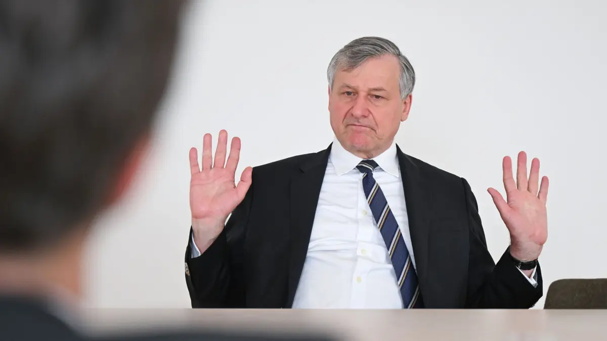 Hans-Ulrich Rülke: PRODUKTION - 20.04.2026, Baden-Württemberg, Stuttgart: Der FDP-Politiker Hans-Ulrich Rülke, aufgenommen bei einem Interview mit der Deutschen Presse-Agentur. Bei den Landtagswahlen in Baden-Württemberg im März 2026 ist die Partei an der fünf Prozent Hürde gescheitert. (zu dpa: «Tumult in FDP: Liberale drängen auf Aufarbeitung der Misere») Foto: Bernd Weißbrod/dpa +++ dpa-Bildfunk +++