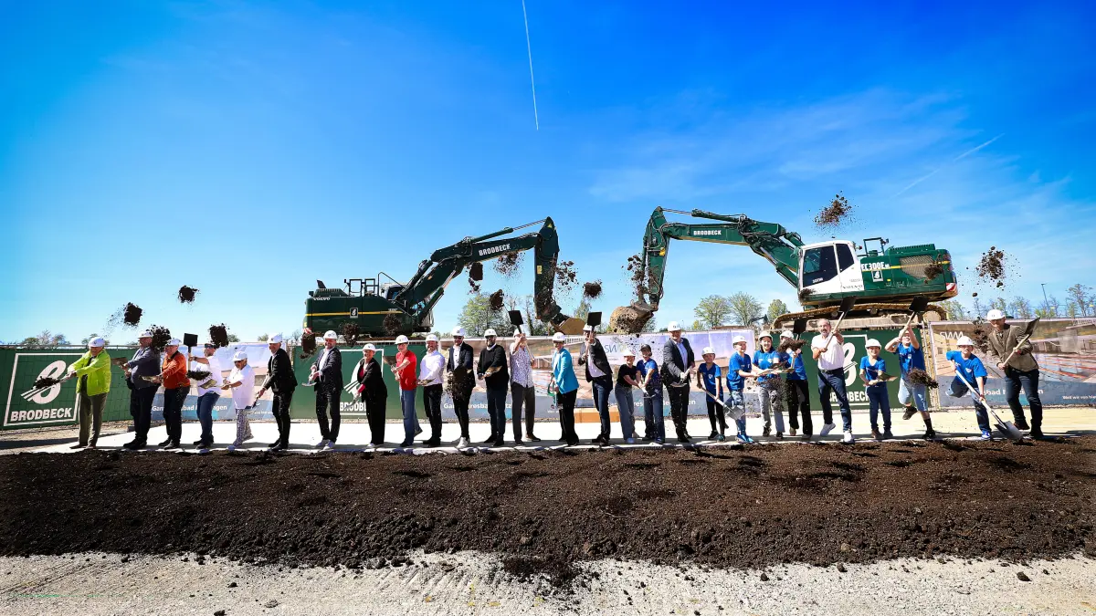 Spatenstich Ganzjahresbad Metzingen Kombibad
